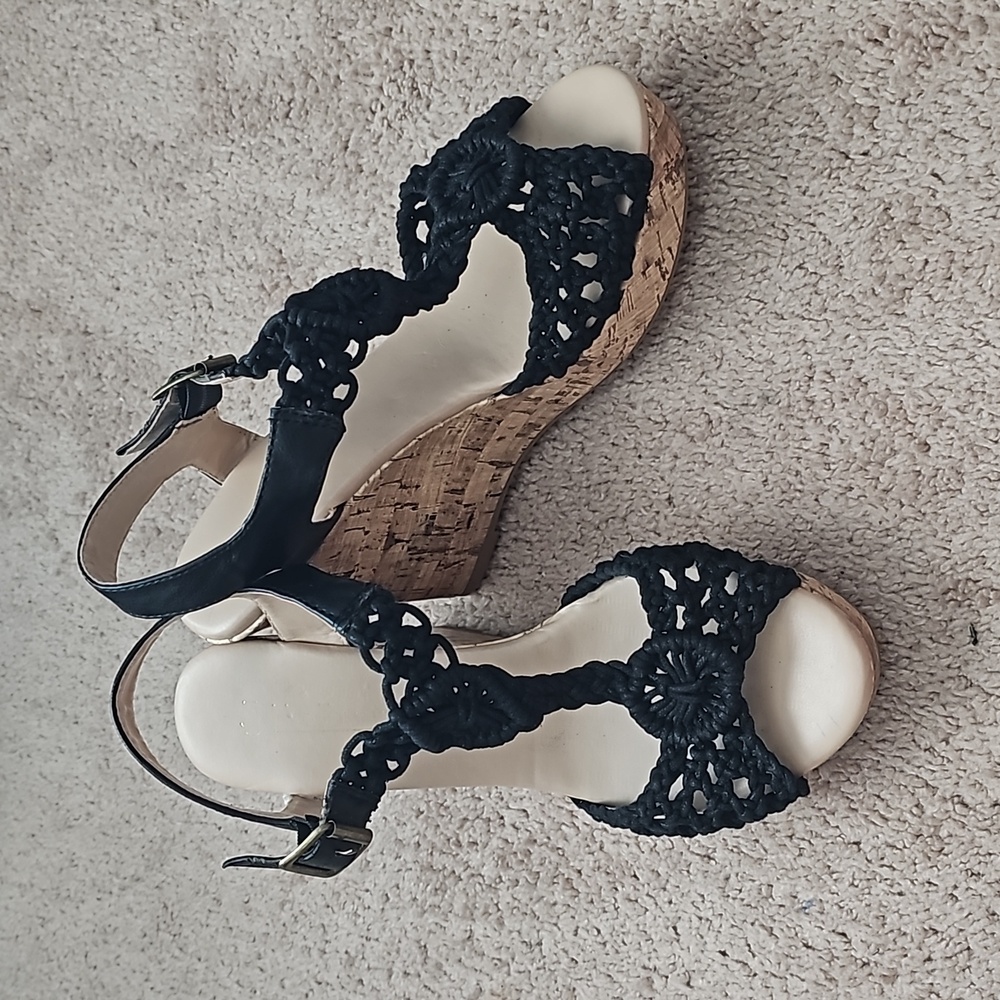 Wedges with crochet